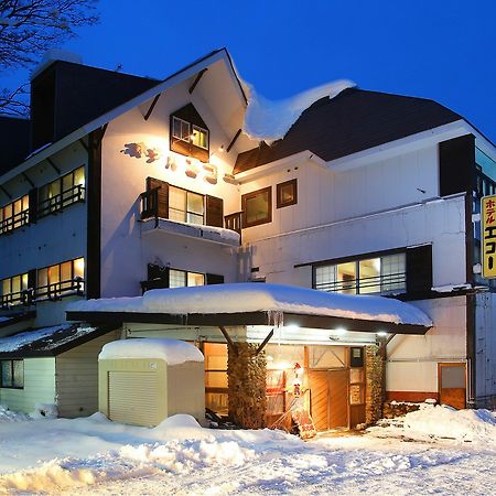 Отель Onsen Yado Echo Мёко Экстерьер фото